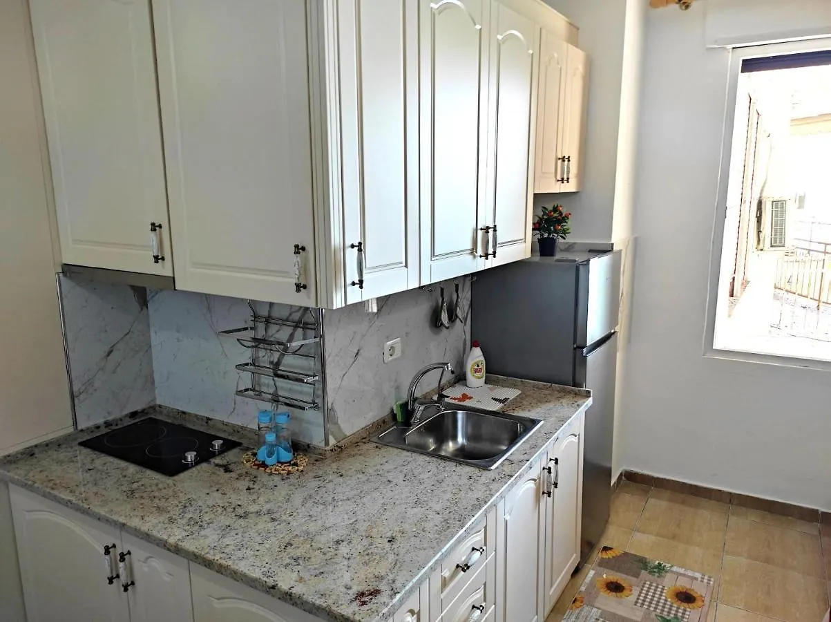 Golem Beach Front Apartment Resort  Golem (Tirana)