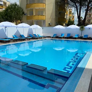 Rezort Atrium Deluxe, Golem (Tirana)