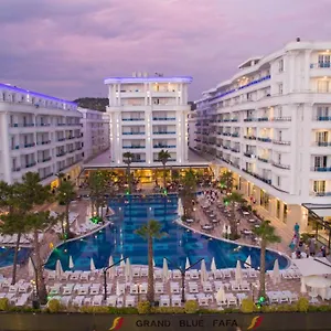 Rezort Grand Blue Fafa &, Golem (Tirana)